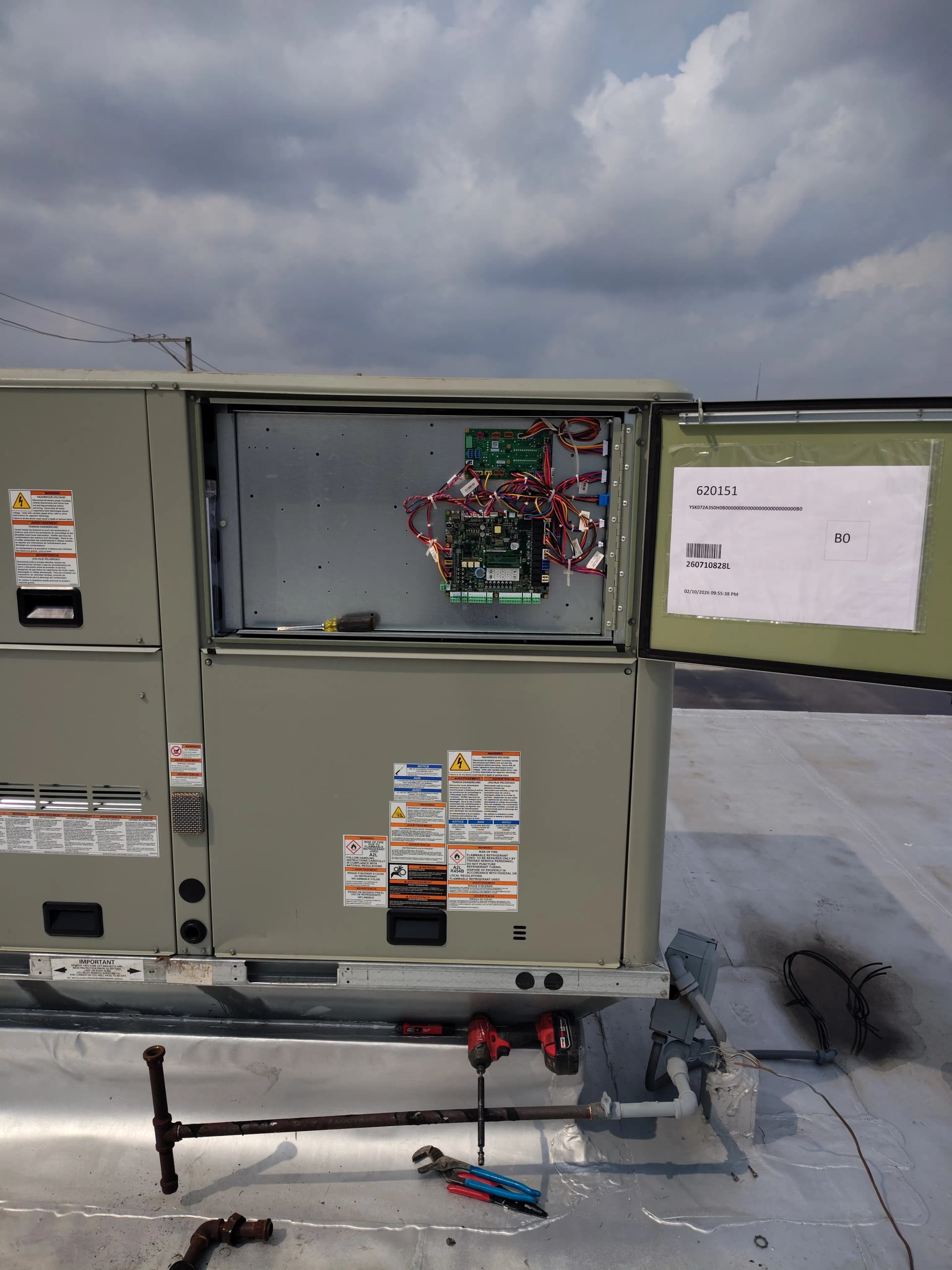 Commercial Rooftop Unit Replacement Done the Right Way image