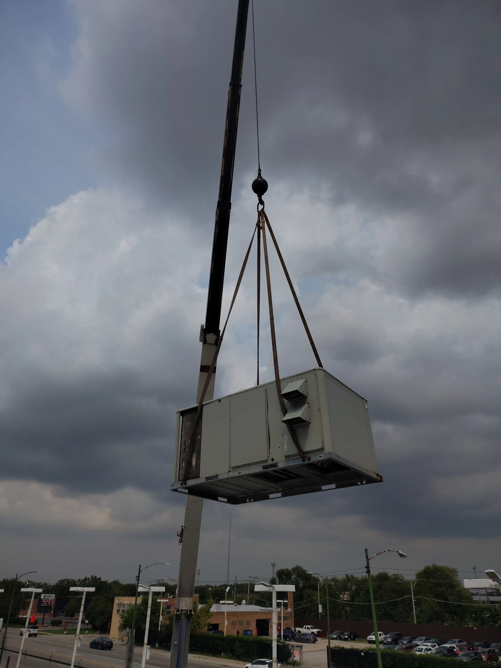 Gallery photos for Commercial Rooftop Unit Replacement Done the Right Way: Image #1